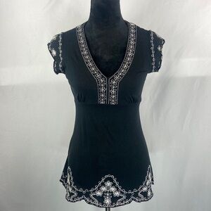 BCBG Max Azria 100% Cotton Black Tunic with Embroidered White Flower Detail